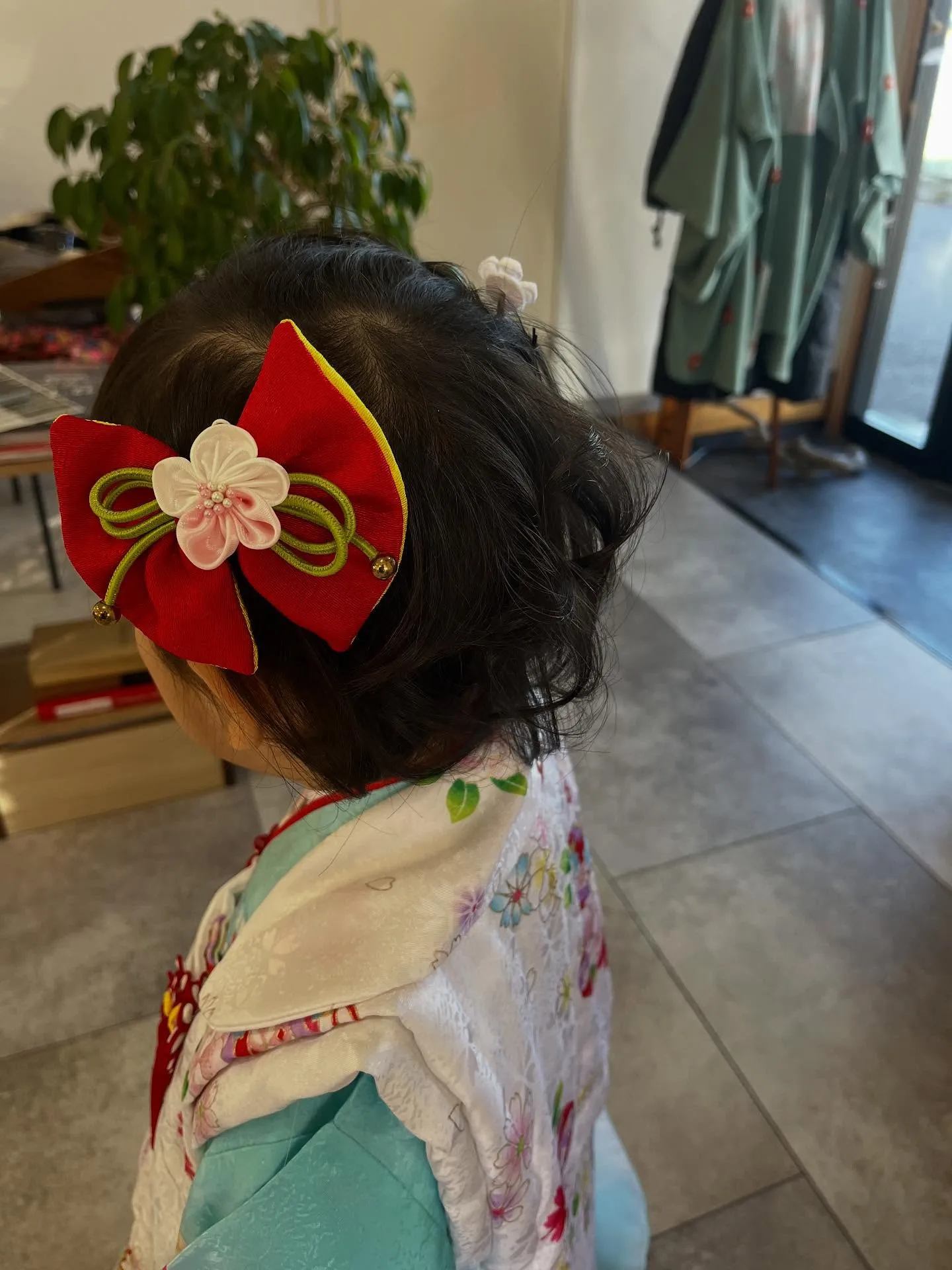 本日は七五三のお母様のお支度させて頂きました。